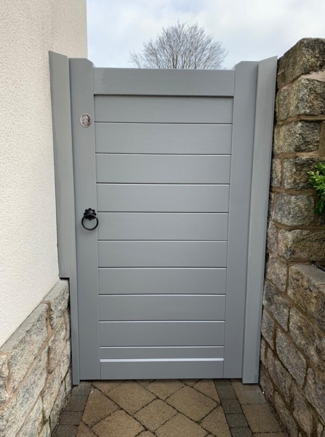 Hardwood Knutsford Design Plummett Stain Front Single.