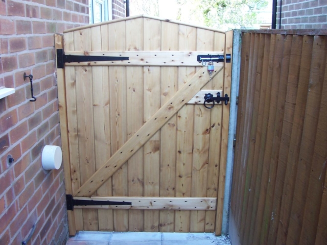 untreated wooden side gate – black hinges untreated wooden side gate - black hinges