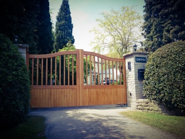 Hardwood driveway gates Heaton design in light oak