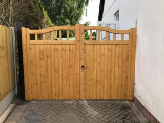 Softwood Chester Design Preservative Stain Front (5THORN)