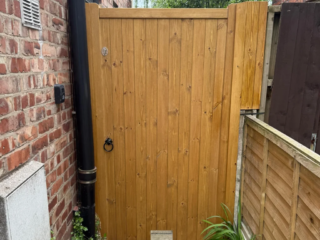 softwood side gate – village design 2